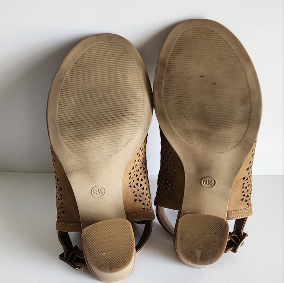 Universal Thread Milliana Women’s 8.5 Chestnut Slingback Bootie - Picture 8 of 9